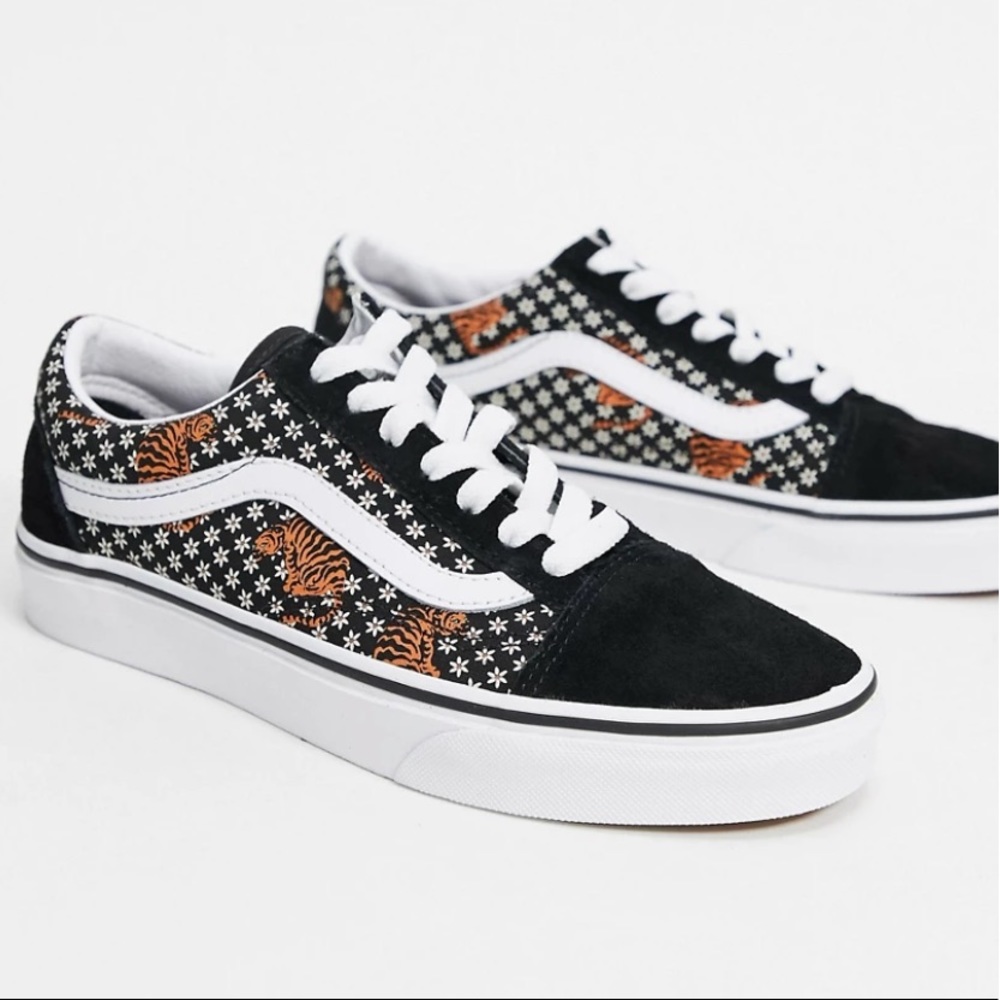 NEW! Vans Old Skool Tiger Floral Shoes